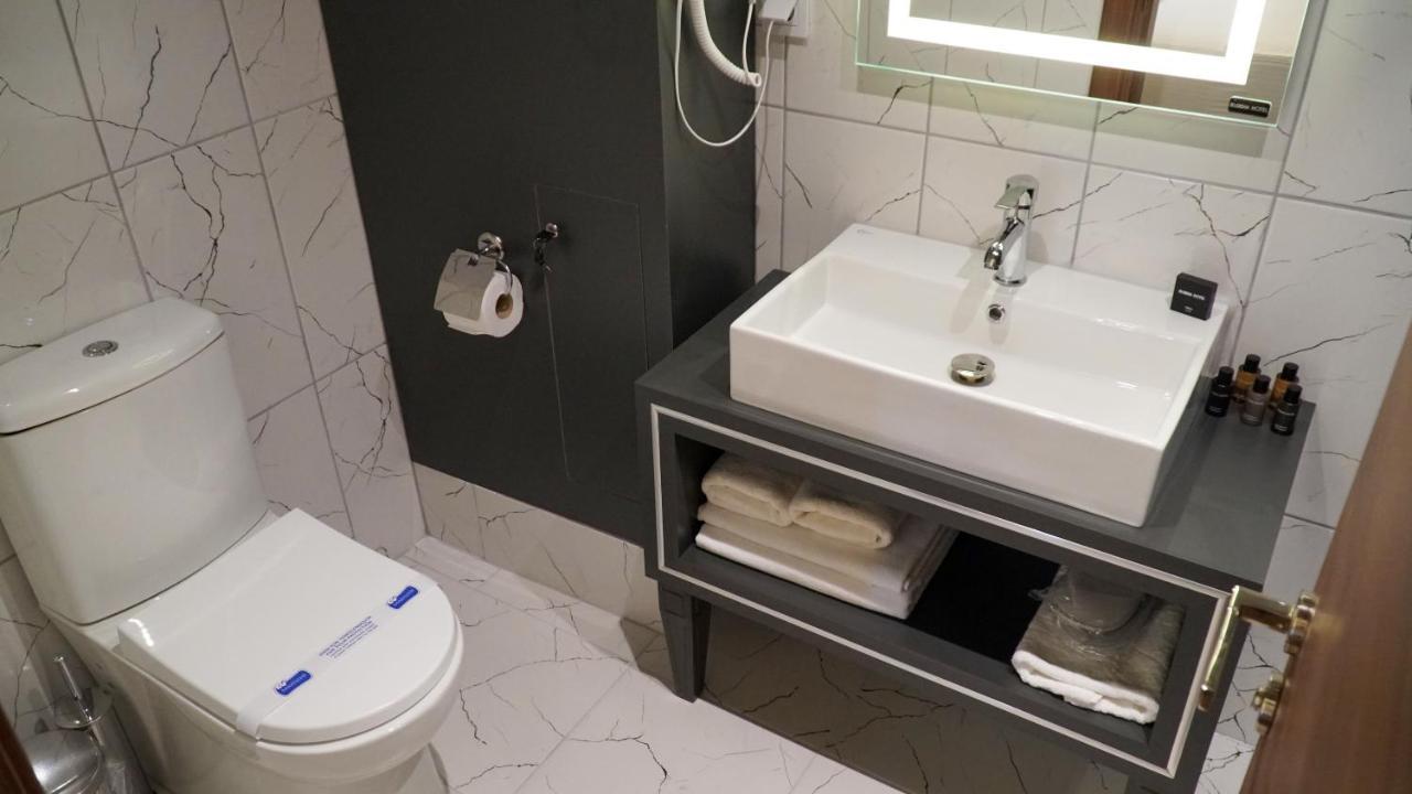 Bloom Suite Hotel Halic Bagian luar foto