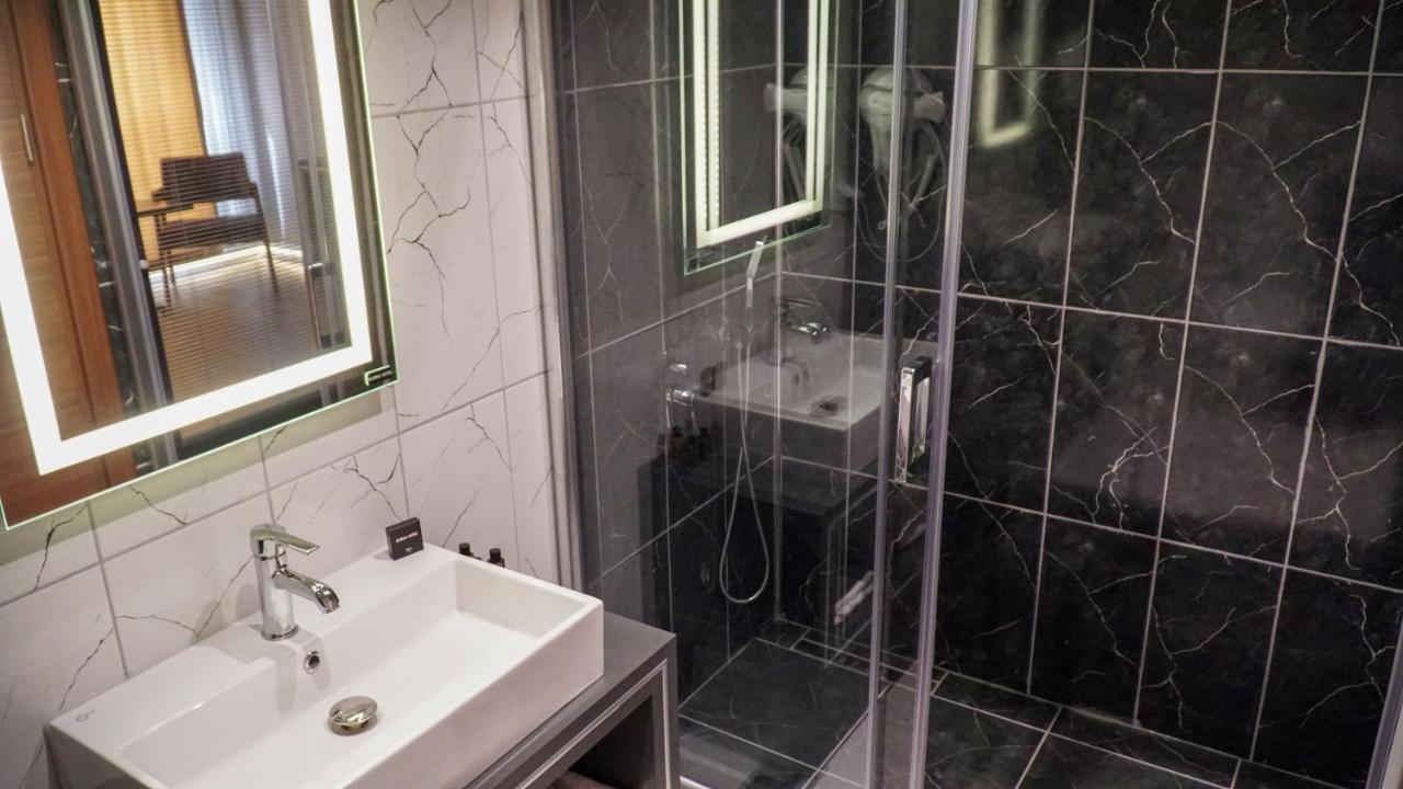 Bloom Suite Hotel Halic Bagian luar foto