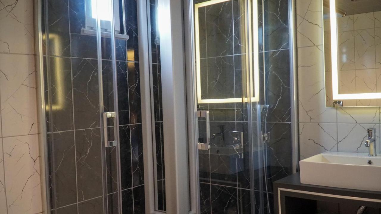 Bloom Suite Hotel Halic Bagian luar foto